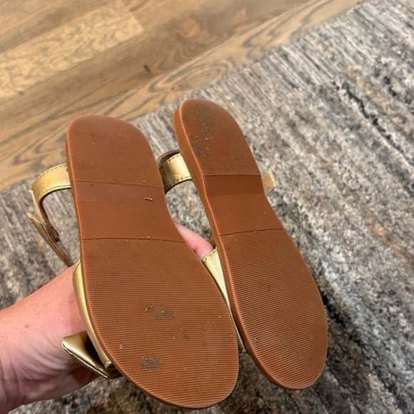 Cat & Jack Metallic Gold Kids Sandals - Picture 4 of 5